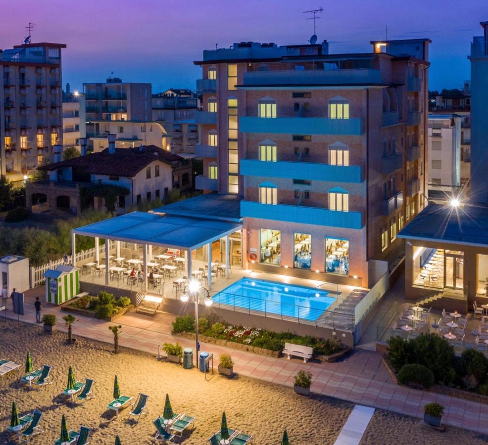 Hotel Corallo Лидо ди Езоло Экстерьер фото